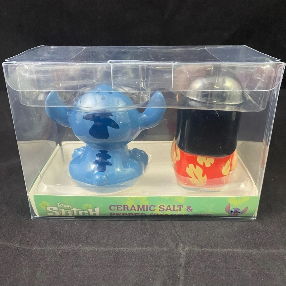 Disney Stitch and Lilo Salt & Pepper Shaker Set NIB